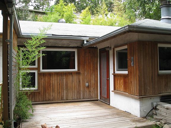 2nd image of 529 E Craig Pl #2