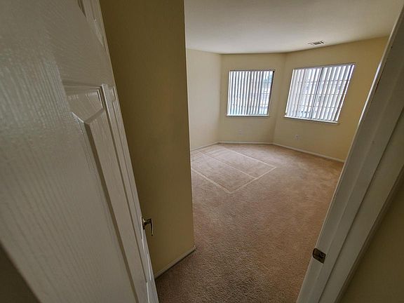 4th image of 26362 Catamaran Ln