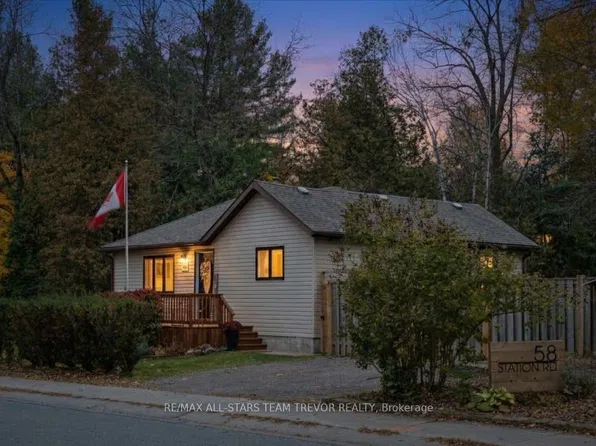 58 Station Rd, Georgina, ON L0E 1N0