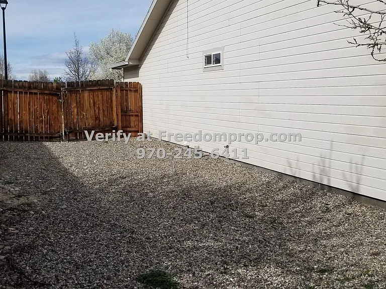 736 Galena Dr — Photo 11