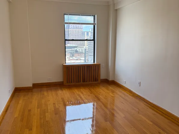 250 W 100th St, New York, NY