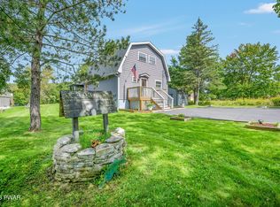 185 S Fairway Dr, Lake Ariel, PA 18436