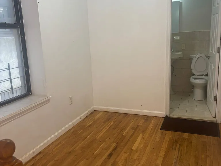 787 E 164th St #2 — Photo 5