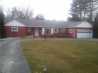 422 Boyer Rd, Erie, PA 16511