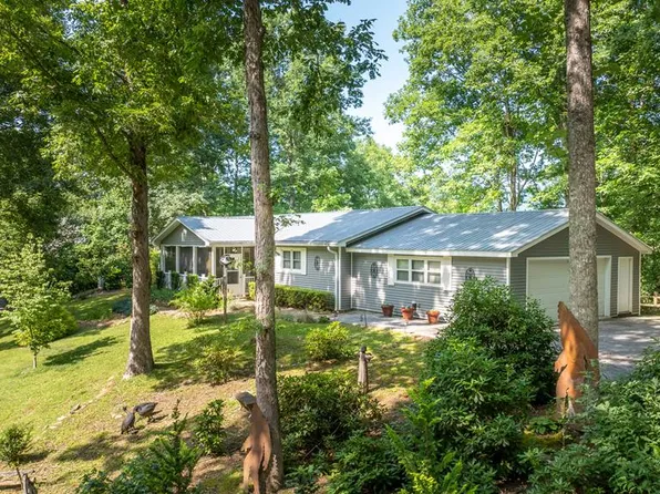 488 Brandon Ln, Otto, NC 28763