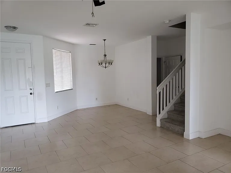 17506 Cherry Ridge Ln — Photo 11