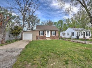 1884 W Cushing St, Decatur, IL 62526