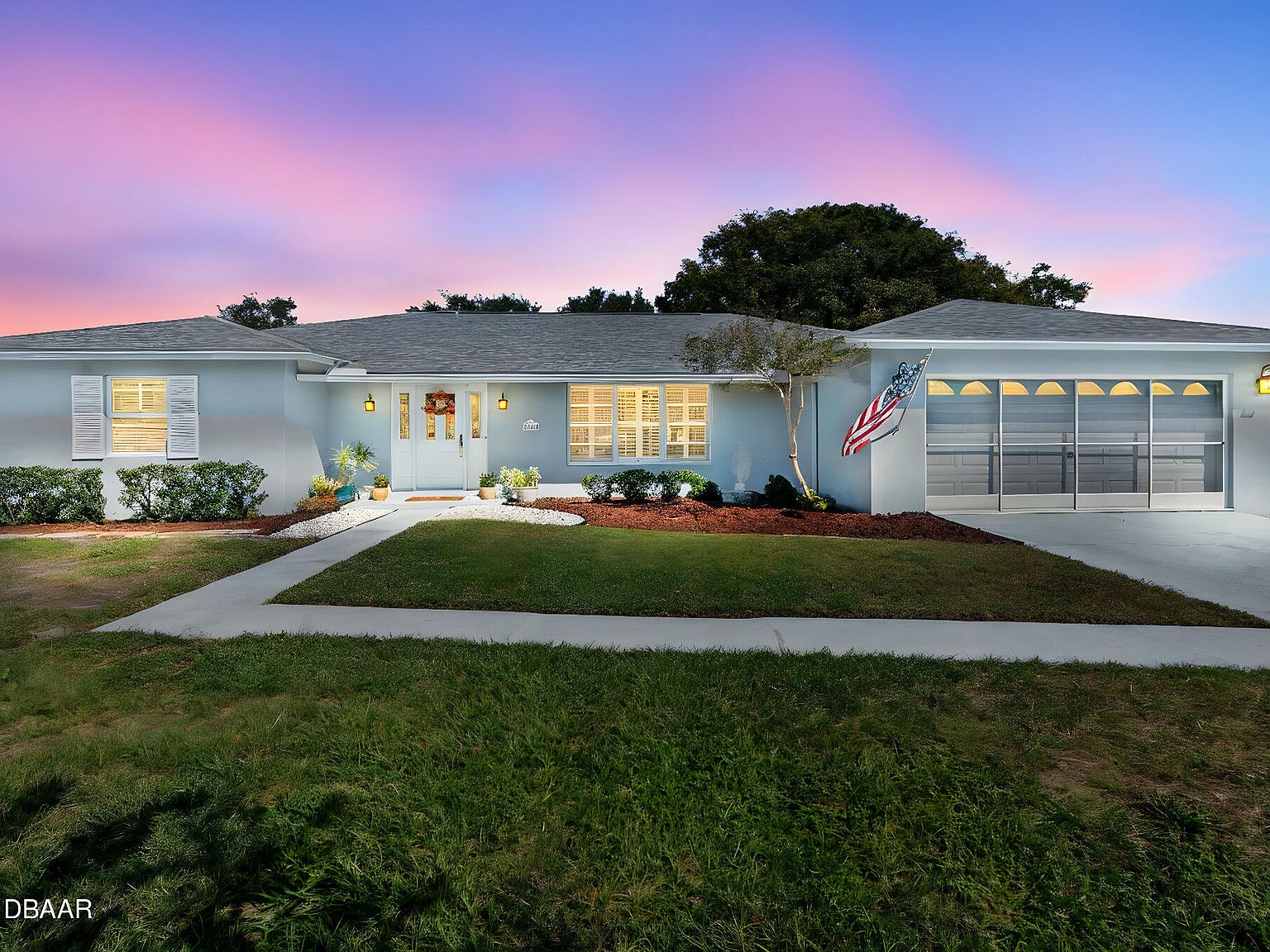 1330 N Shadow Ridge Dr