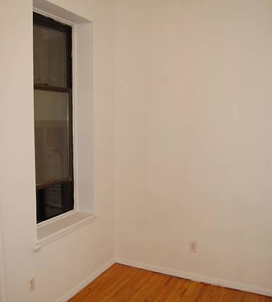 5th image of 229 E 85th St Unit 16