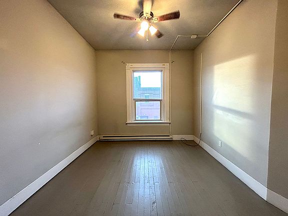 4th image of 314 1/2 N Pine St #1