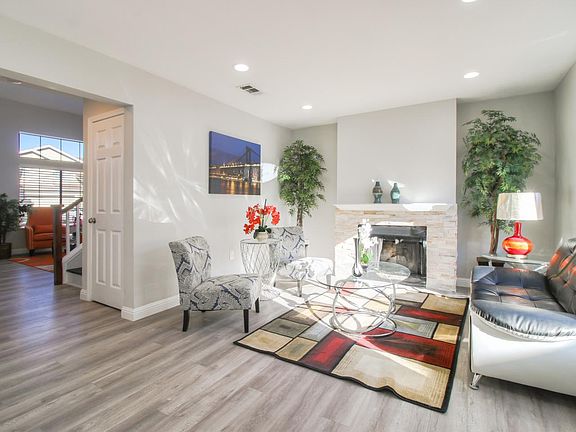 3rd image of 268 Livonia Pl