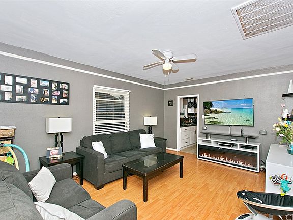 4th image of 1149 Wisconsin Pl