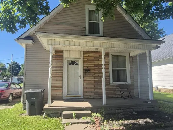 521 W 21st St, Connersville, IN 47331