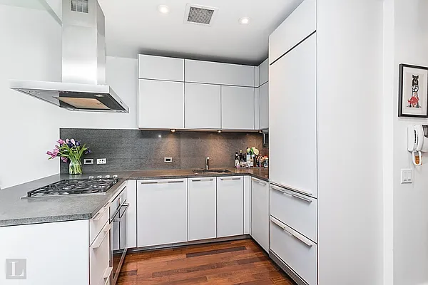 Rented by Living New York | media 13