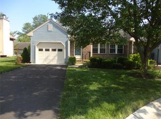 7B Molly Pitcher Ct, Monroe Township, NJ 08831