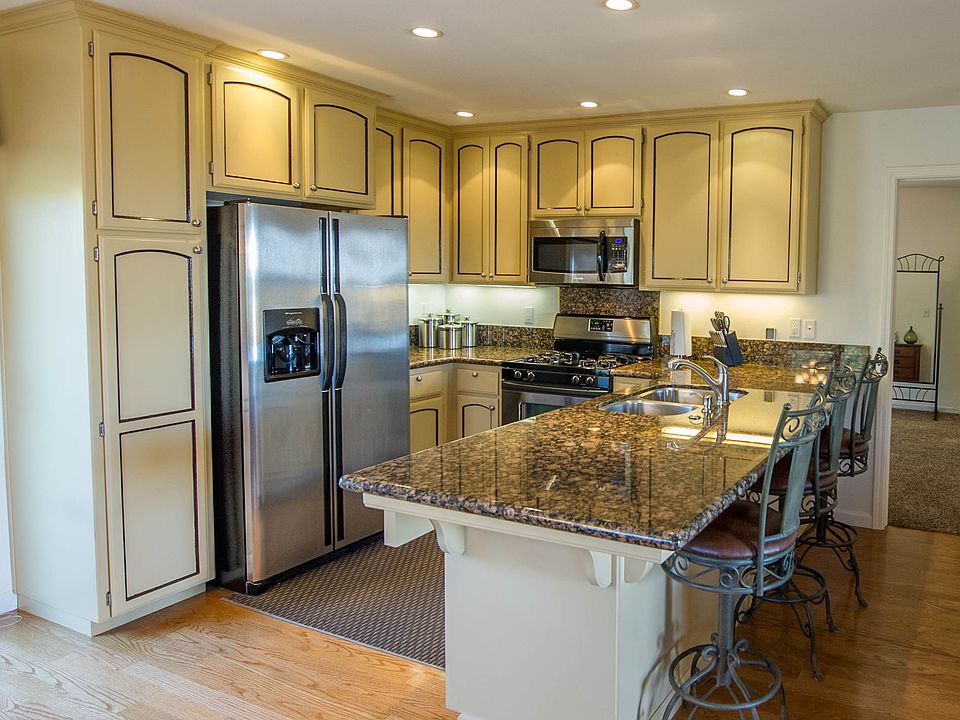 1st image of 736 Arbona Cir N