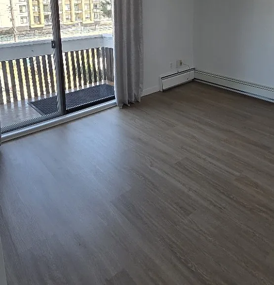 5677 Royal Oak Ave #309 — Photo 8