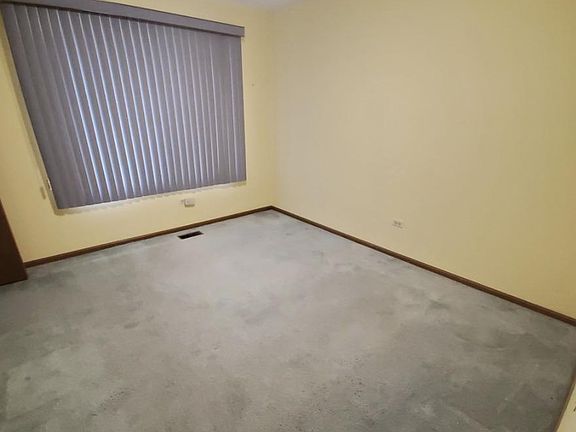 5th image of 9314 W 141st Pl