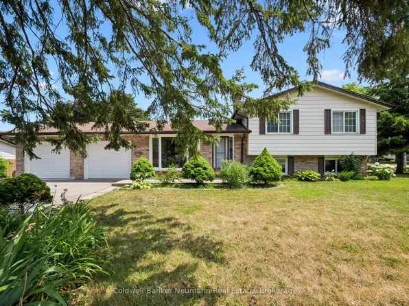 3 Meadow Cres, Guelph, ON N1H 6V1