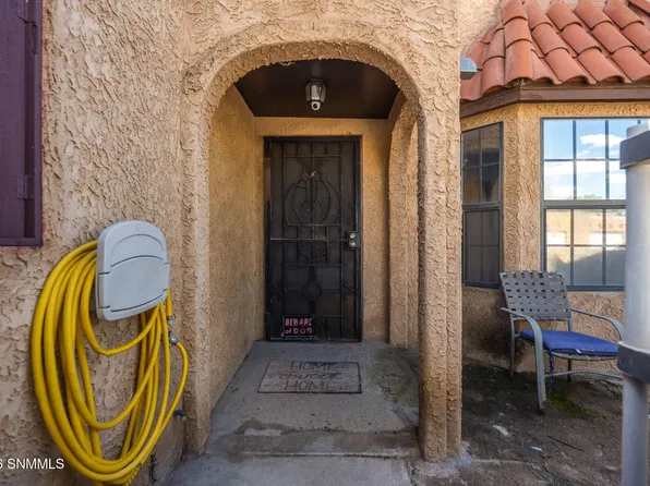 2055 Briarwood Ln, Las Cruces, NM 88005