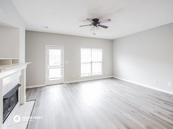 4th image of 1141 Worthington Dr