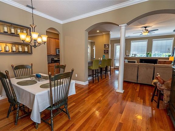 5th image of 2908 Hansen Manor Ln