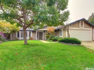 7016 Autumn Grove Way, Elk Grove, CA 95758