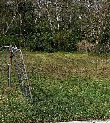 3rd image of 1024 Barbados Ave