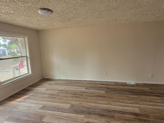4th image of 2217 E Weile Ave #2219