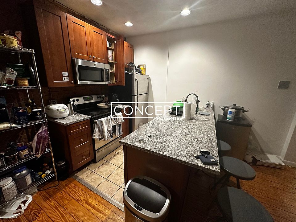 1st image of 610A Columbus Ave #3