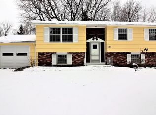 283 Kartes Dr, Rochester, NY 14616