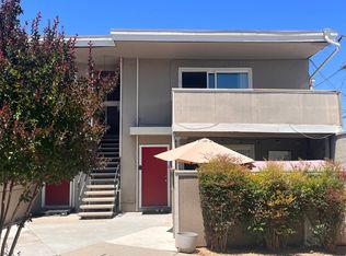 10162 Beardon Dr APT 4, Cupertino, CA 95014