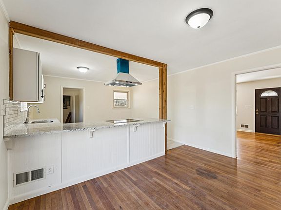 4th image of 6345 Warrior River Rd