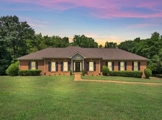 2204 Oakwood Ct, Franklin, TN 37064