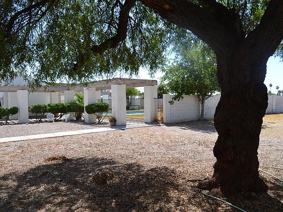 5th image of 7759 W Glenn Dr