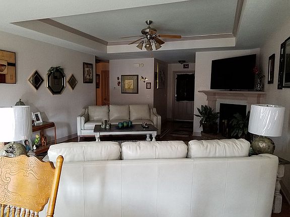 living room view froom west 