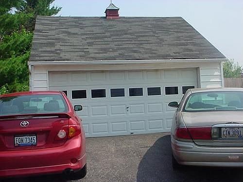 5th image of 516 E Walnut St
