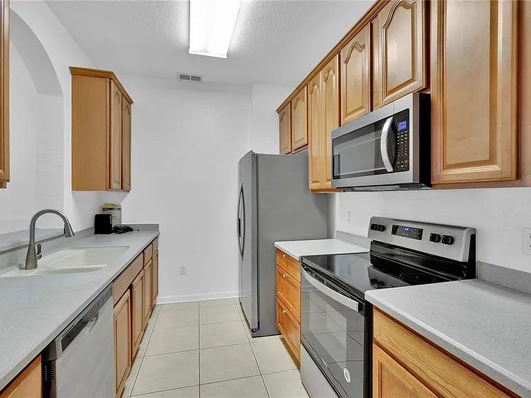 8300 Portofino Dr #101 — Photo 2
