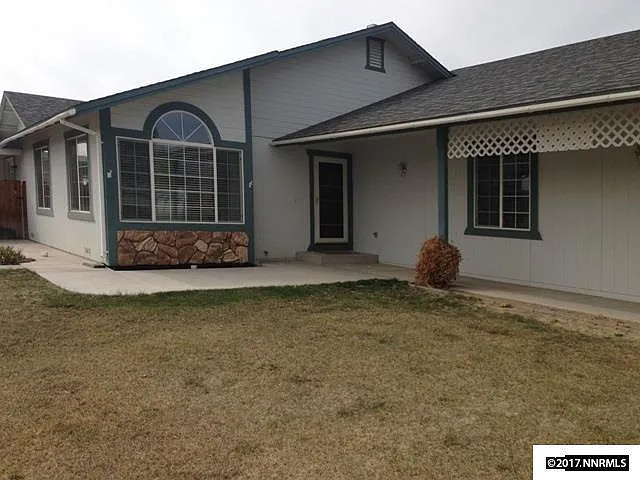 925 Emu Ct photo 1