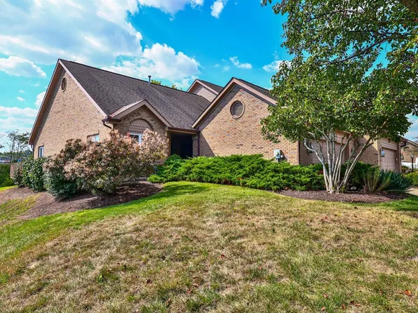 75 Waterpoint Ln, Hamilton, OH 45013