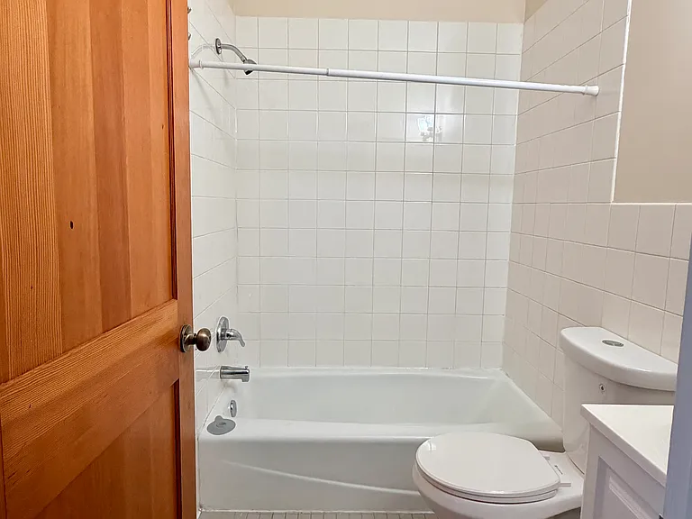 3738 Chicago Ave #4 — Photo 10
