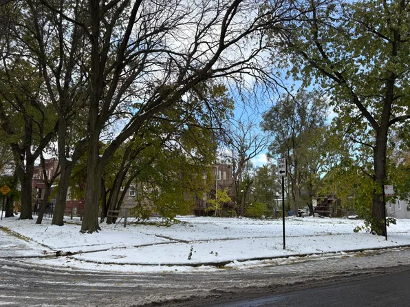 7300 S Dante Ave, Chicago, IL 60619