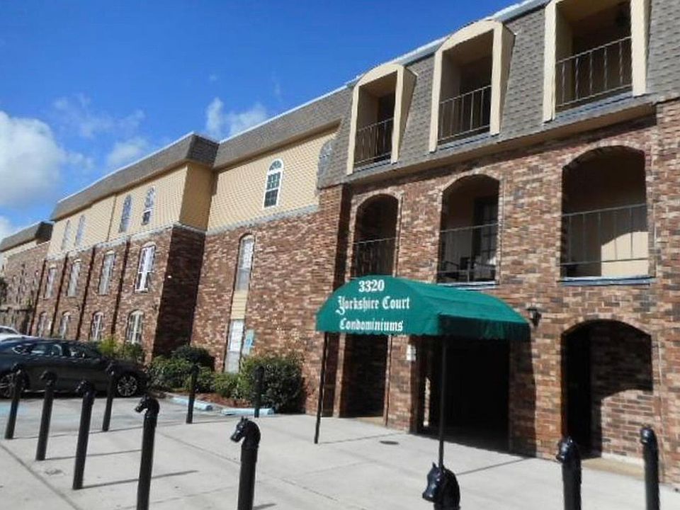 Street View of Complex