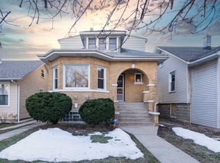 2850 N Monitor Ave, Chicago, IL 60634