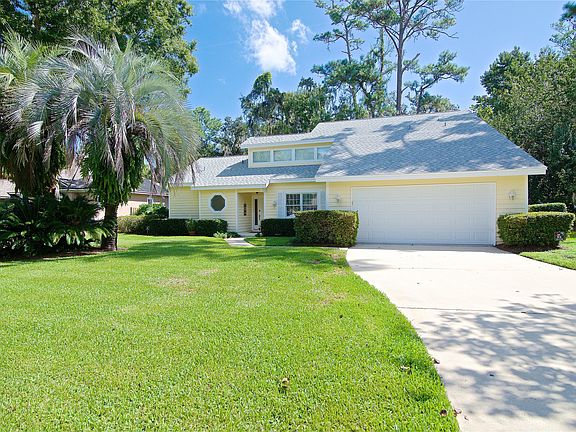 2nd image of 122 Glen Eagles Ct