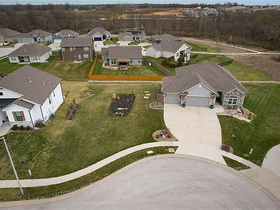 3rd image of 3724 NW 96th Ct
