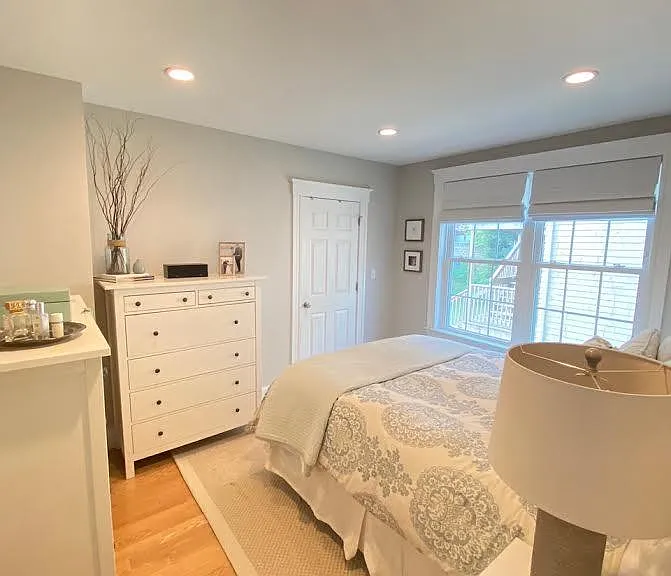 72 Thorndike St — Photo 5