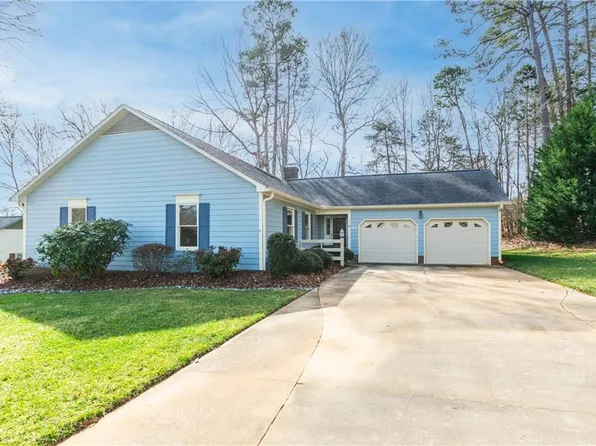 542 Rockwood Dr, Graham, NC 27253