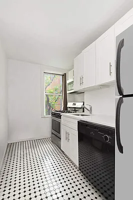 Rented by Camelot Realty Group | media 9