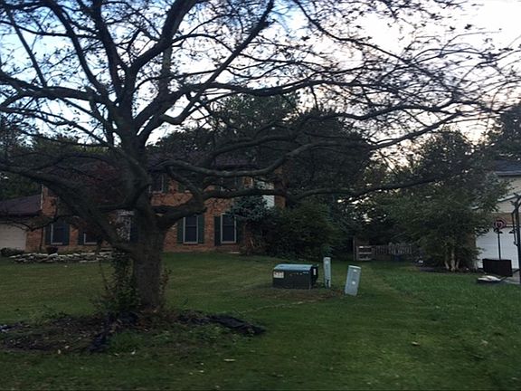 3rd image of 9329 Bodford Dr